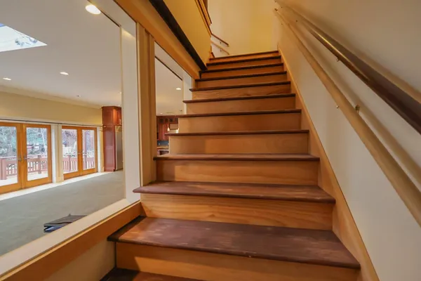 $3,500 | 67 Anderson Pond Road, Grantham, NH 03753