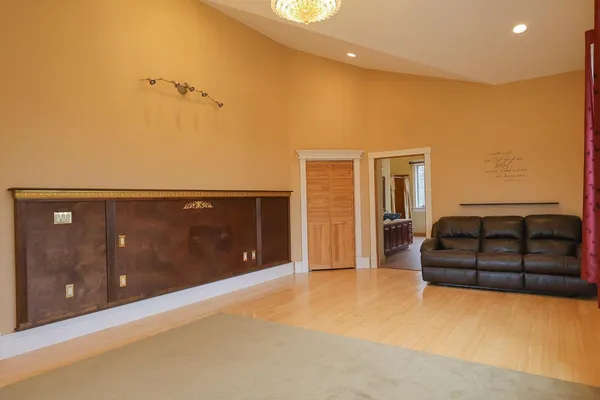 $3,500 | 67 Anderson Pond Road, Grantham, NH 03753