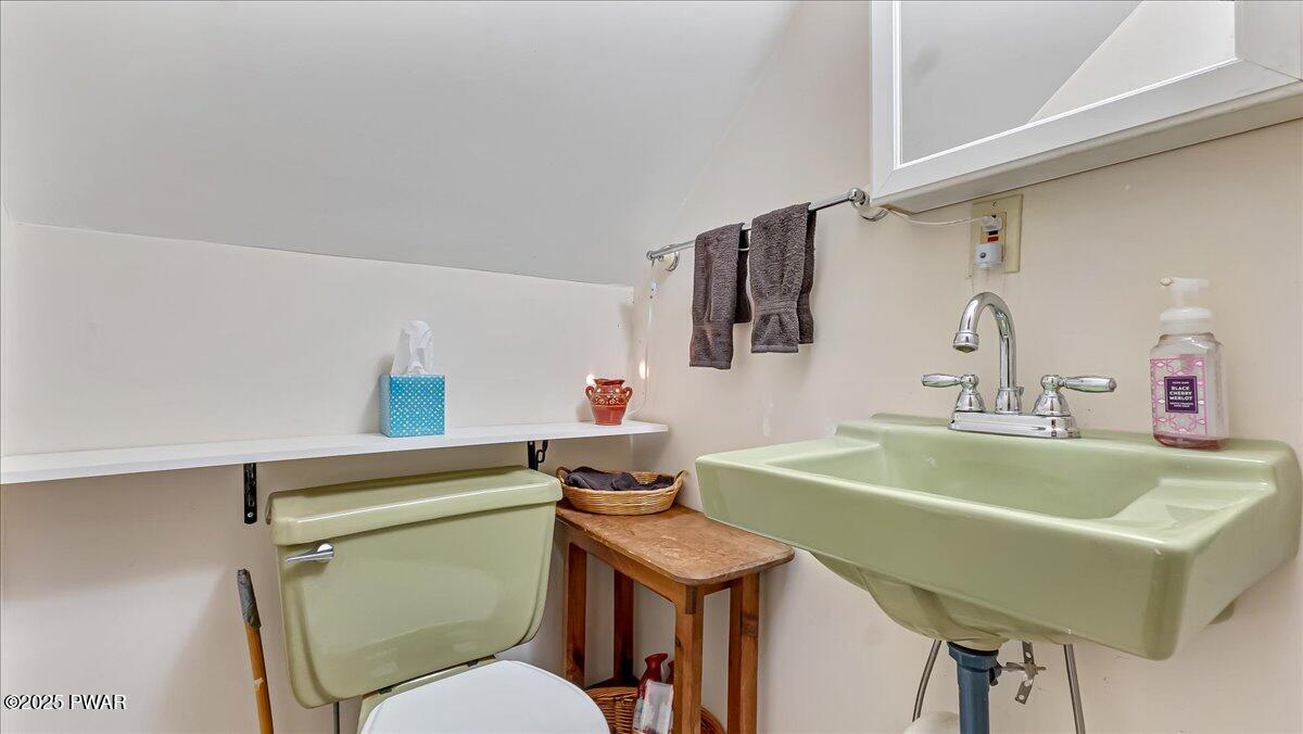 8 Alpine Rd Beach Lake Beach Lake, PA 18405 - Photo 22 of 76