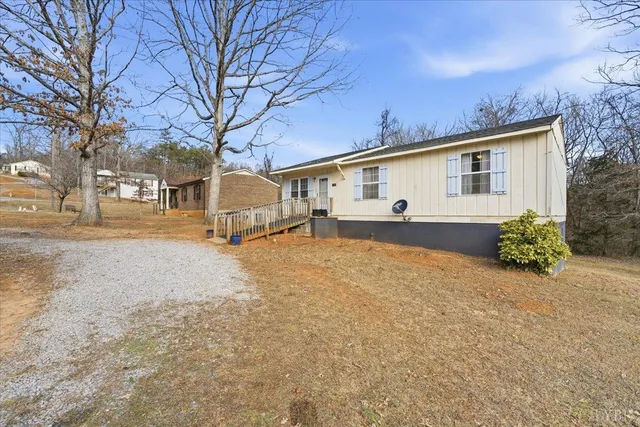 $127,200 | 1401 Amherst Avenue, Altavista, VA 24517