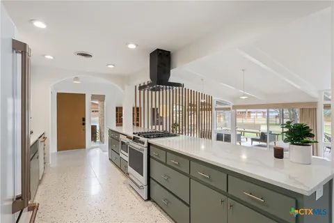 $600,000 | 2606 Birdcreek Drive, Temple, TX 76502