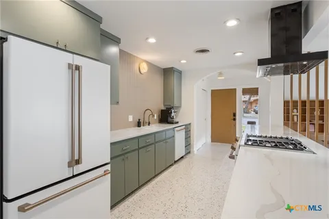 $600,000 | 2606 Birdcreek Drive, Temple, TX 76502