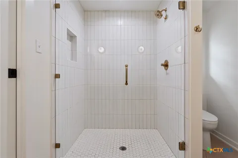 $600,000 | 2606 Birdcreek Drive, Temple, TX 76502