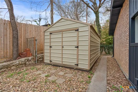 $600,000 | 2606 Birdcreek Drive, Temple, TX 76502