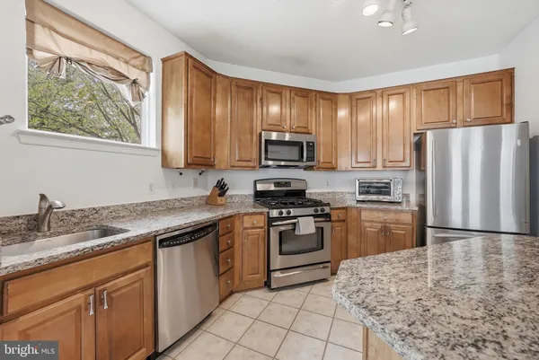 $450,000 | 9490 Virginia Center Boulevard, Unit 230, Vienna, VA 22181