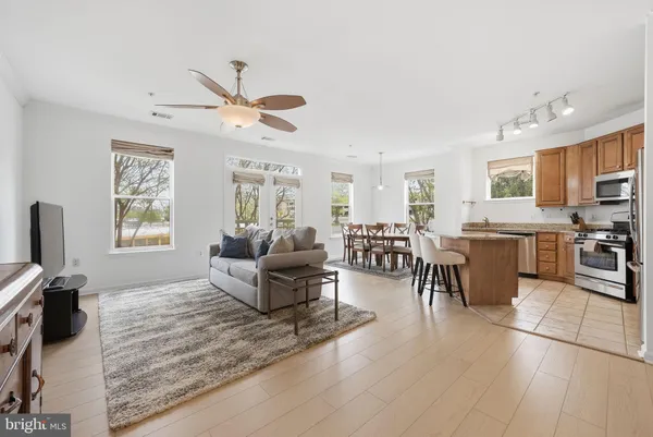 $450,000 | 9490 Virginia Center Boulevard, Unit 230, Vienna, VA 22181