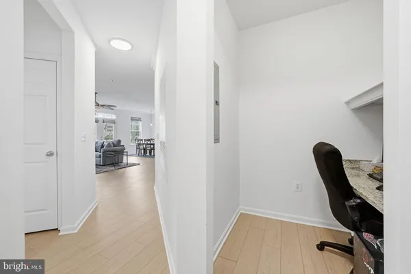 $450,000 | 9490 Virginia Center Boulevard, Unit 230, Vienna, VA 22181