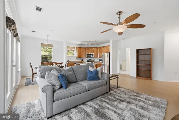 $450,000 | 9490 Virginia Center Boulevard, Unit 230, Vienna, VA 22181
