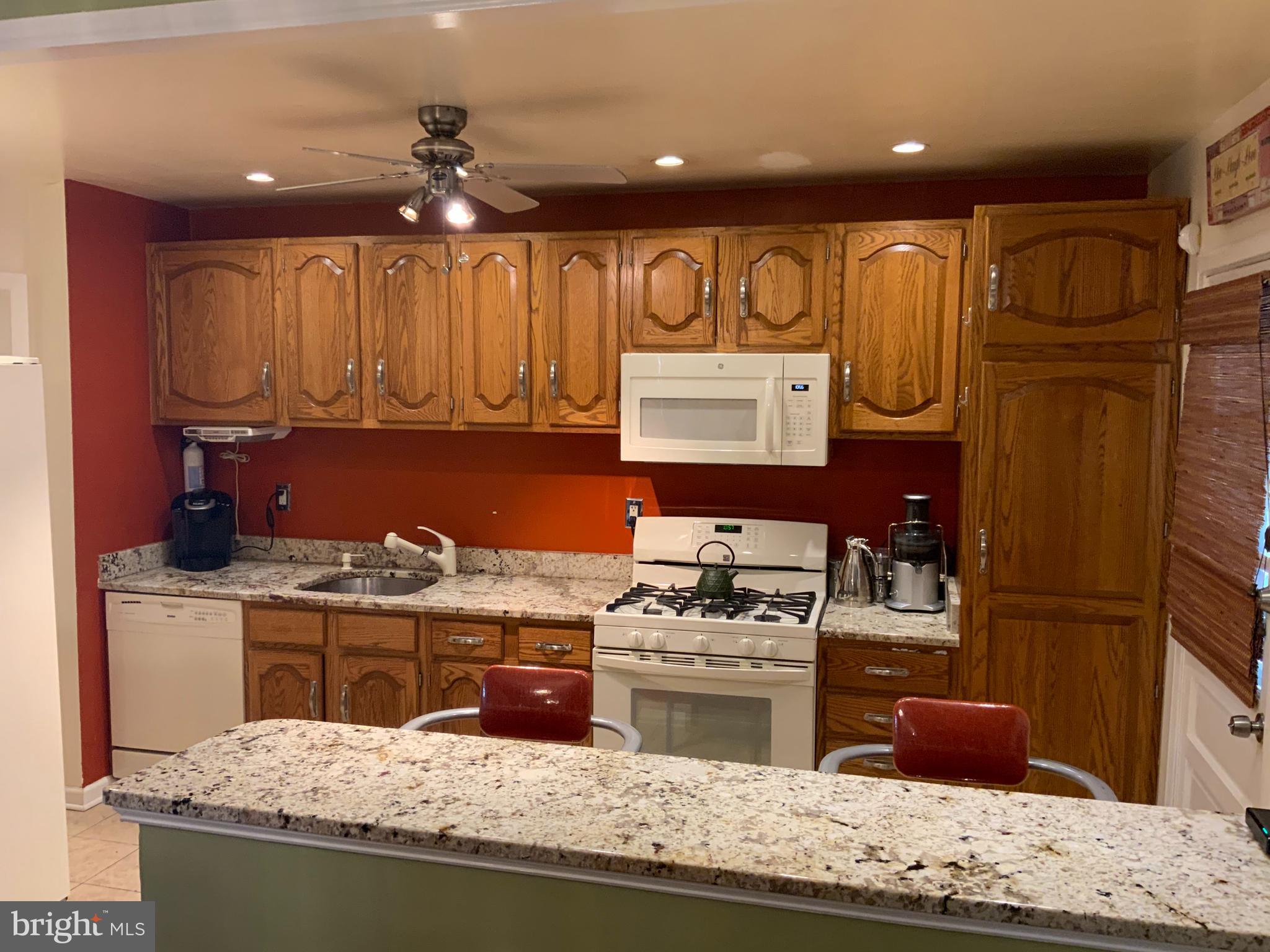 5635 Arnhem Road Baltimore, MD 21206 - Photo 6 of 35 Gallery Image 6