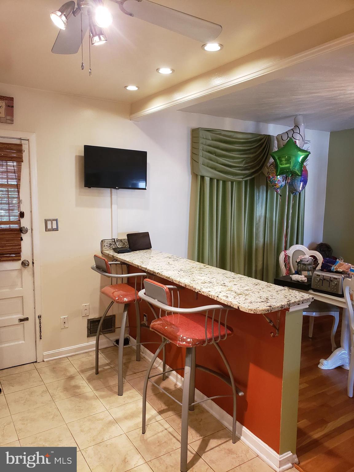 5635 Arnhem Road Baltimore, MD 21206 - Photo 7 of 35 Gallery Image 7