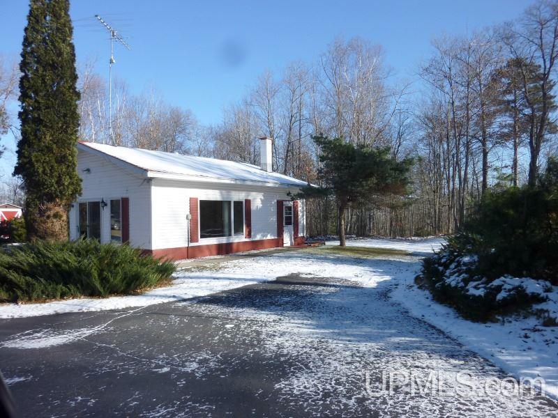 1872 North Lake Road Florence, WI 54121 - Photo 23 of 32