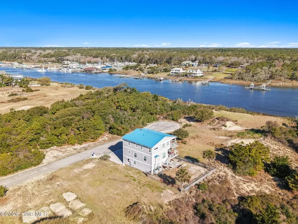$1,390,000 | 128 Blockade Runner Drive, Holden Beach, NC 28462