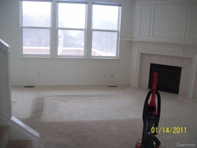 433 Deer Valley Road Holly, MI 48442 - Photo 3 of 19 deer valley 433 102
