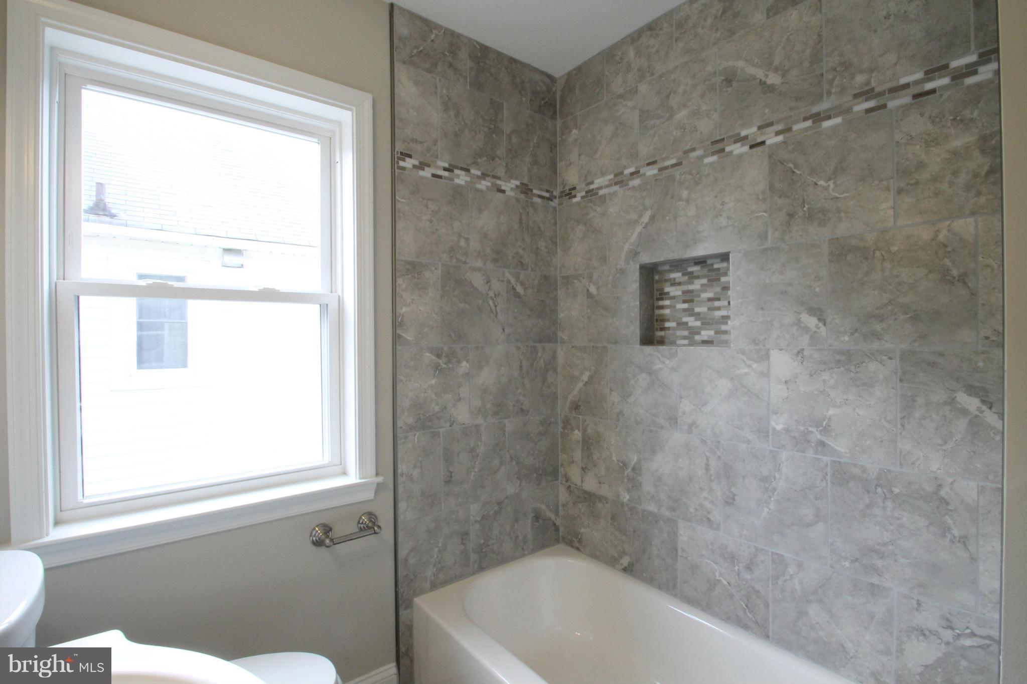 4611 Ridgeway Avenue Baltimore, MD 21206 - Photo 12 of 22 Bath