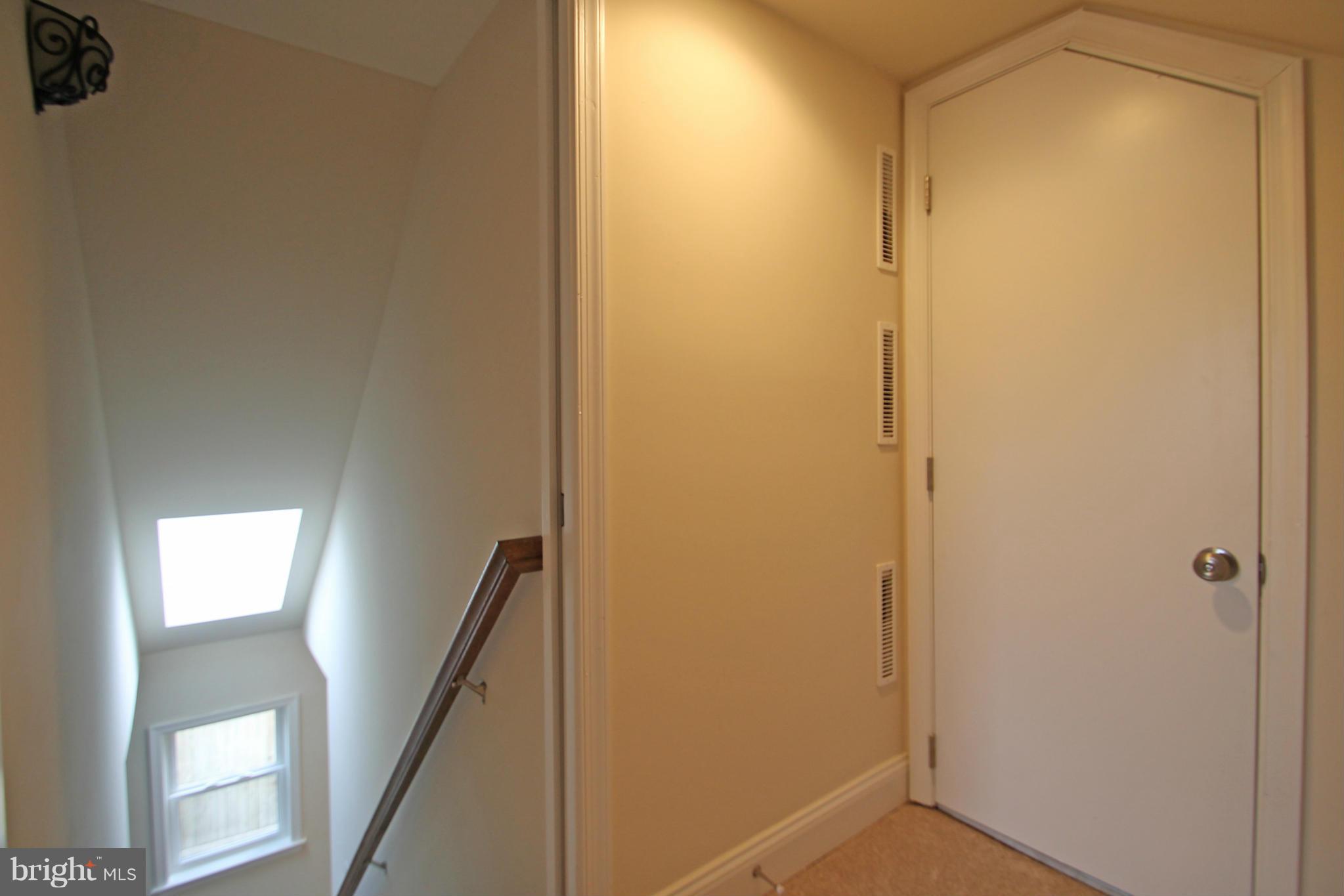 4611 Ridgeway Avenue Baltimore, MD 21206 - Photo 15 of 22 Bedroom (Master)