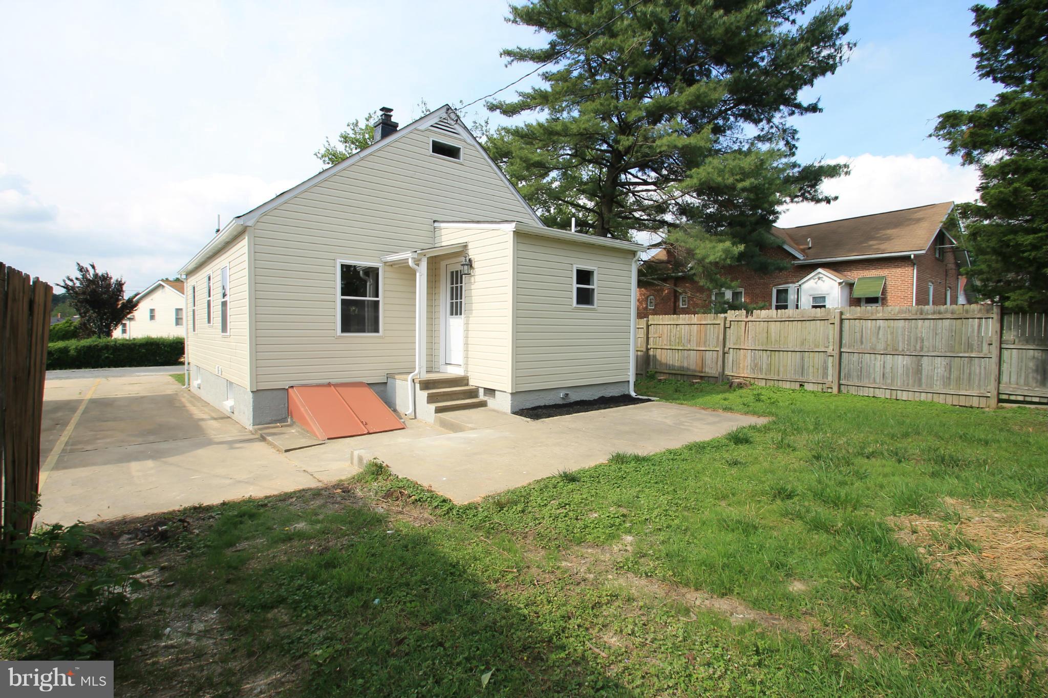 4611 Ridgeway Avenue Baltimore, MD 21206 - Photo 21 of 22 Exterior (Rear)