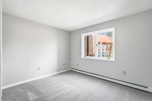 $185,000 | 3150 Glen Oaks Avenue, Unit 105A, White Bear Lake, MN 55110