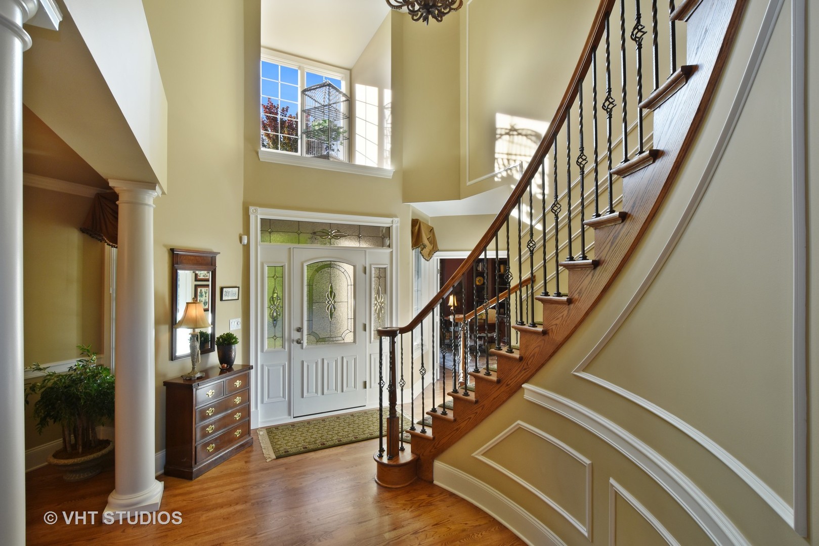 1012 Ridgeview Drive Inverness, IL 60010 - Photo 4 of 32