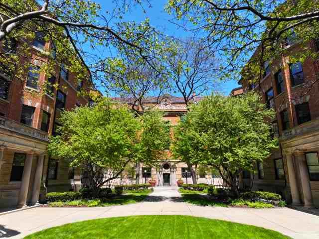 670 West Irving Park Road, Unit G6 Chicago, IL 60613 - Photo 38 of 38 a view of house with yard