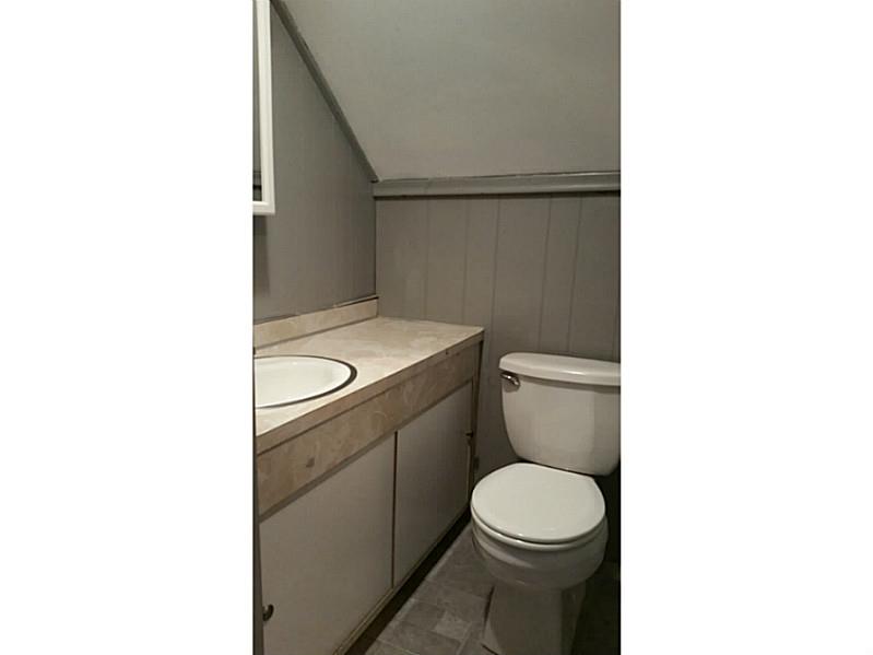 54 Rome Avenue Providence, RI 02908 - Photo 14 of 21 Bathroom.
