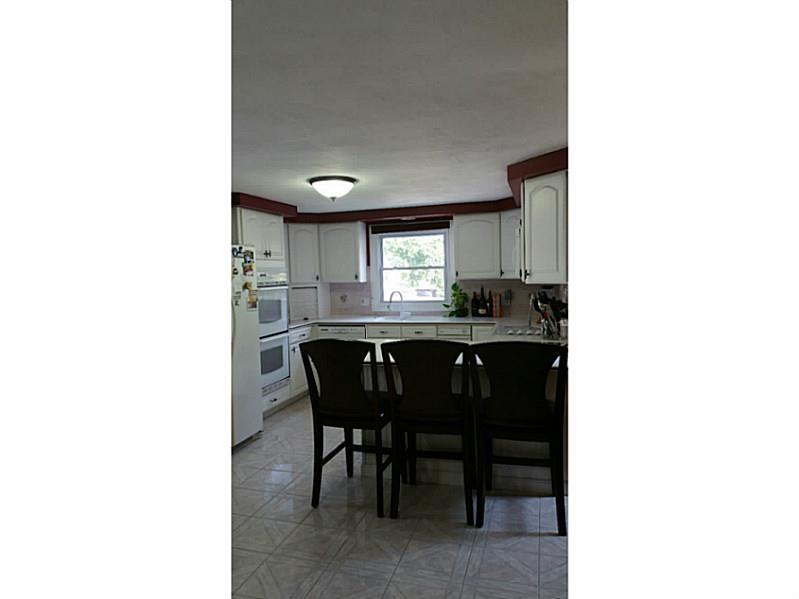 54 Rome Avenue Providence, RI 02908 - Photo 4 of 21 Kitchen.