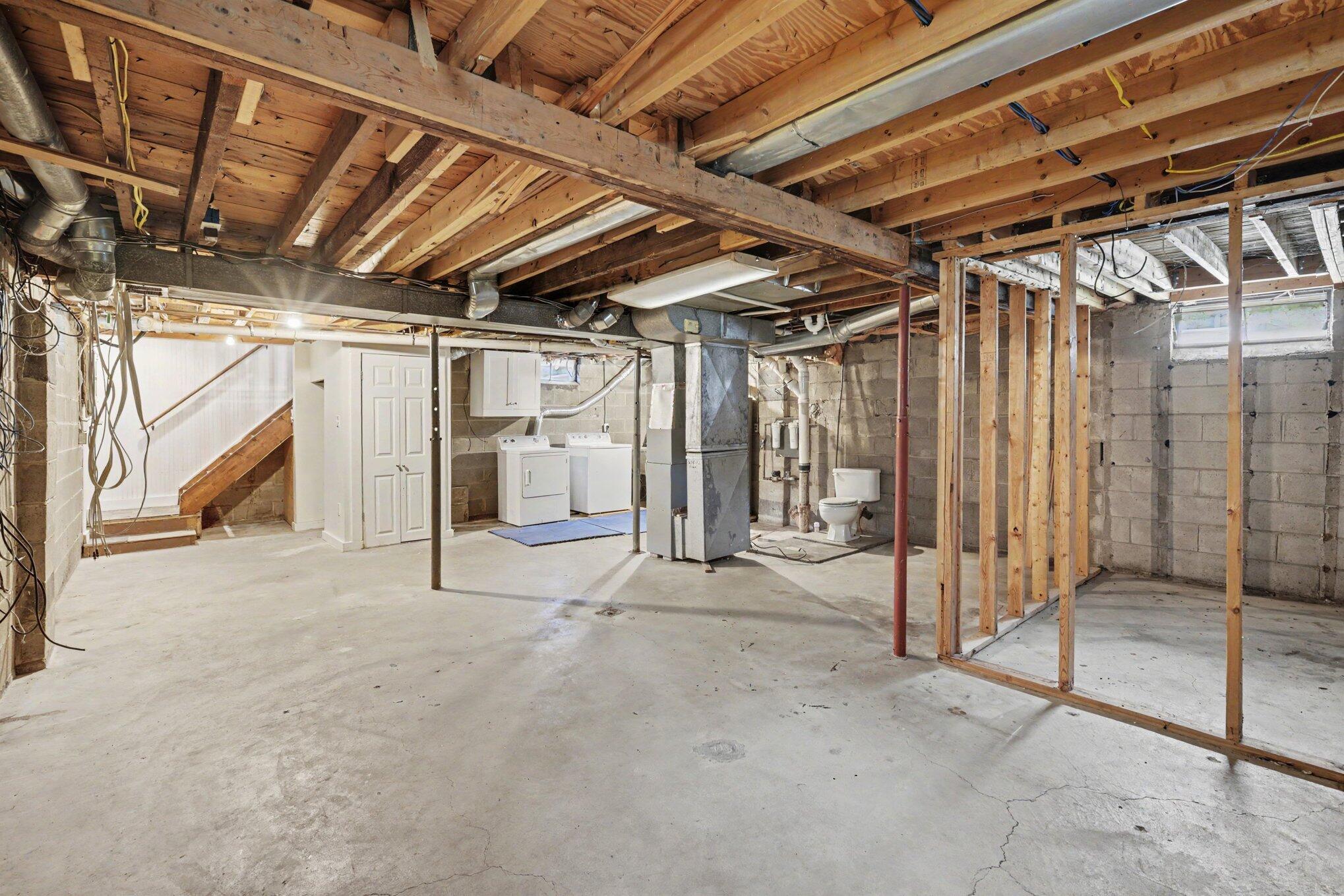 3918 Mapleleaf Road Waterford, MI 48328 - Photo 33 of 52 Basement