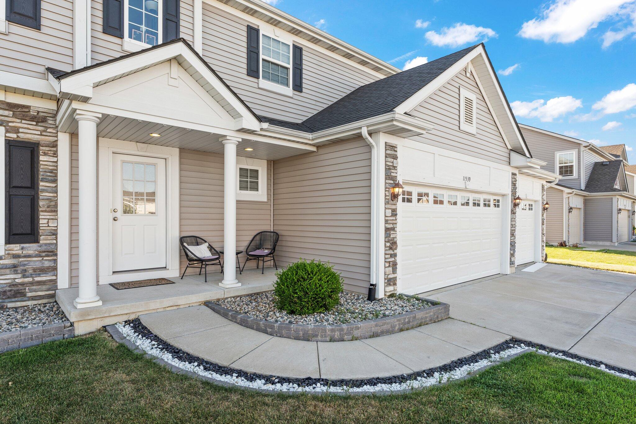 11539 Georgia Place Crown Point, IN 46307 - Photo 37 of 37 a view of a house with backyard
