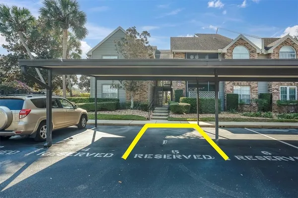 $1,695 | 2500 Winding Creek Boulevard, Unit A104, Clearwater, FL 33761