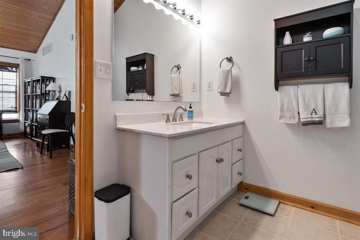 8426 Garden Road Pasadena, MD 21122 - Photo 20 of 32 En suite - primary bath