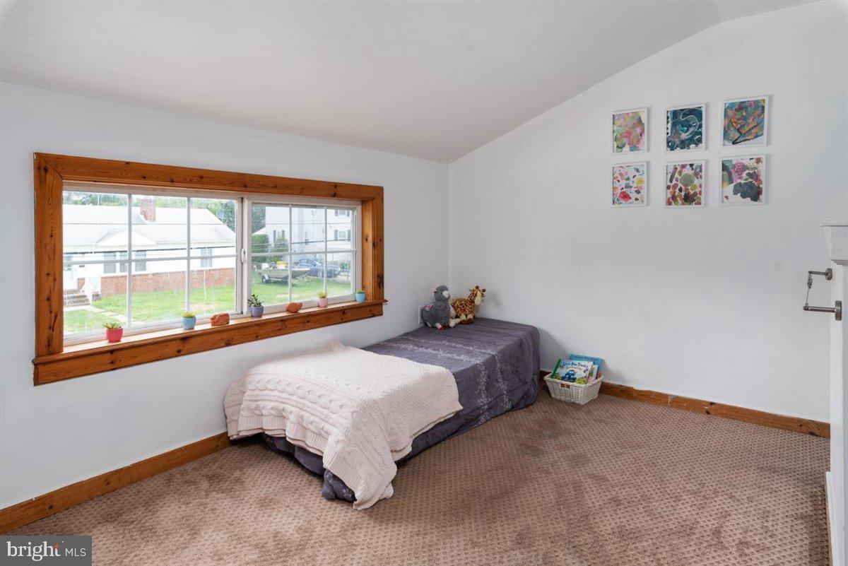 8426 Garden Road Pasadena, MD 21122 - Photo 24 of 32 Third bedroom - upper level