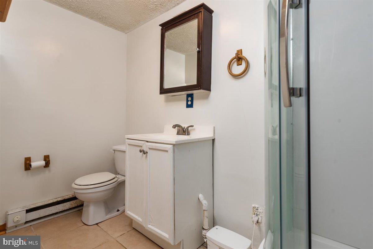 8426 Garden Road Pasadena, MD 21122 - Photo 31 of 32 Office/workshop bathroom
