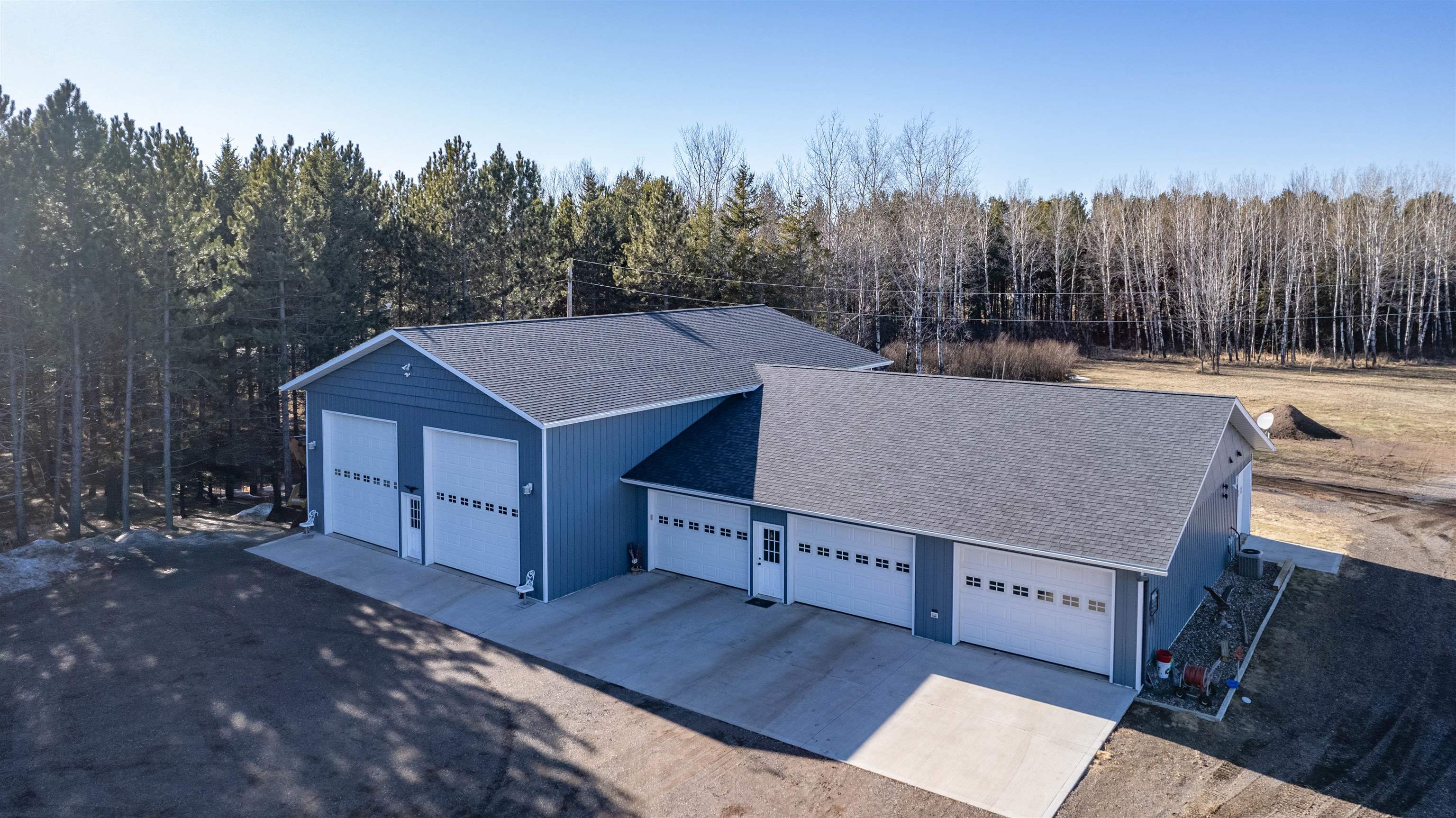 7117 Saginaw Road Saginaw, MN 55779 - Photo 30 of 81 Super cool building