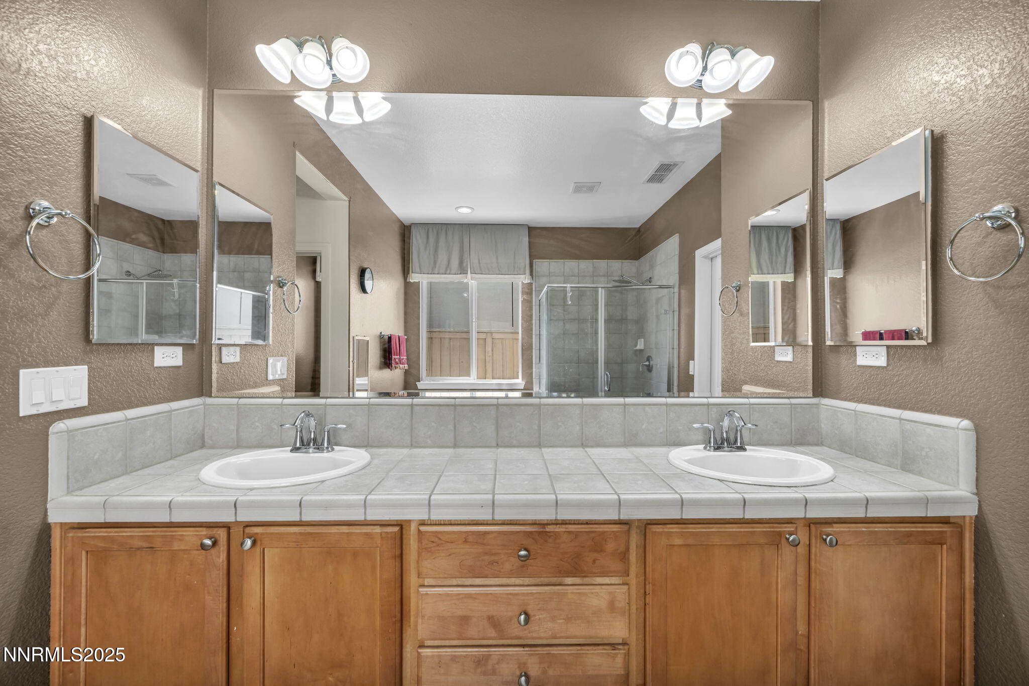 10598 Fort Morgan Way Reno, NV 89521 - Photo 39 of 62 47-web-or-mls-10598-fort-morgan-way
