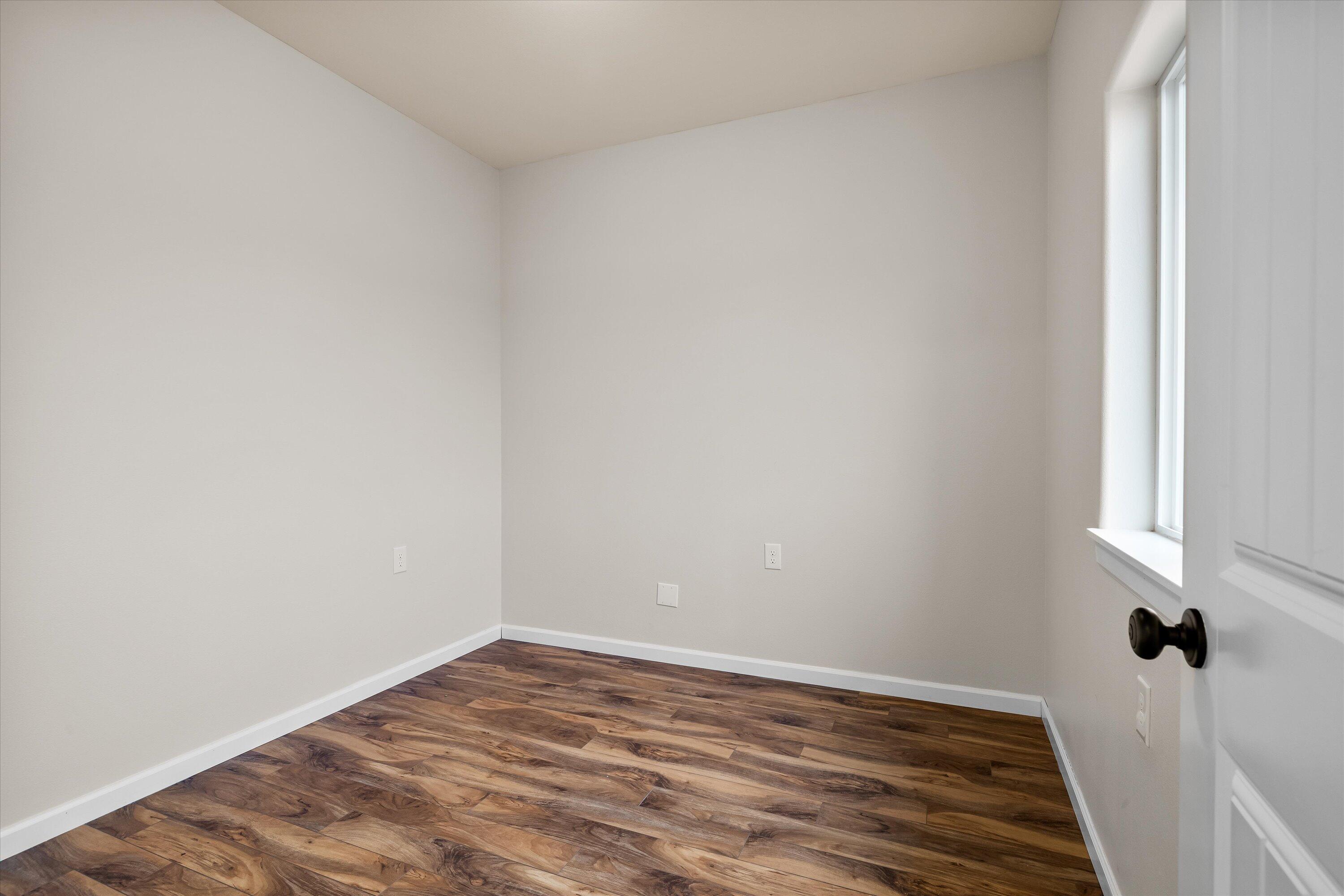 63042 Deschutes Road Bend, OR 97701 - Photo 18 of 58 Bonus room