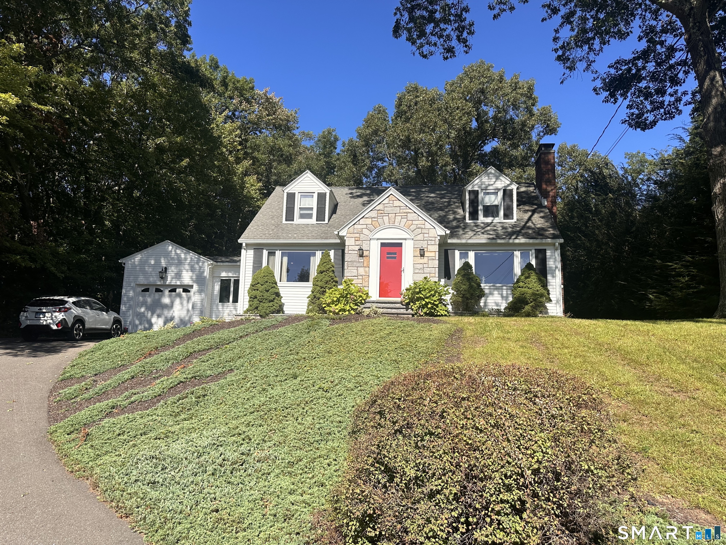 24 Bracewood Road Waterbury, CT 06706 - Photo 1 of 1 Gallery Image 1