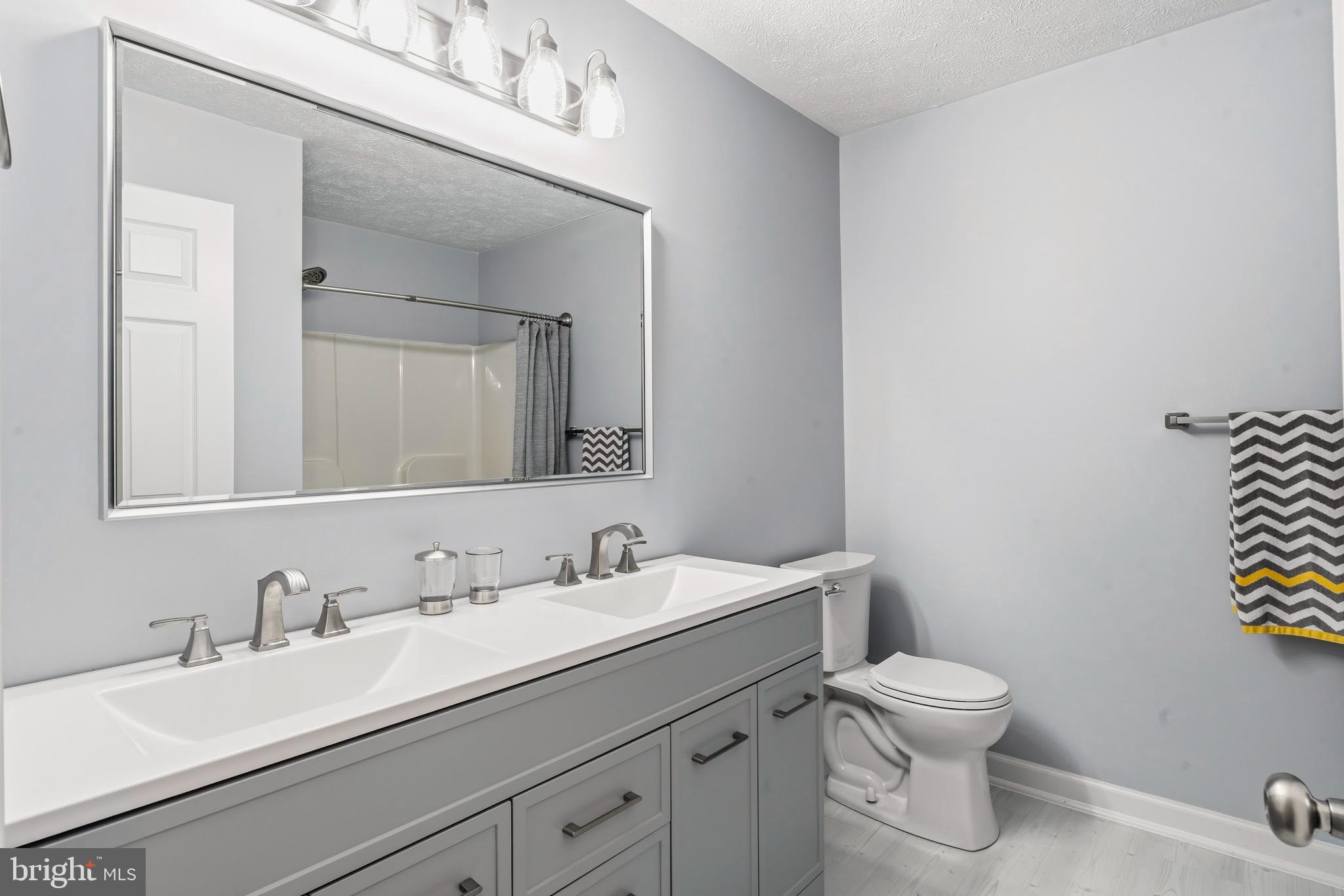 997 Wilderness Road Linden, VA 22642 - Photo 27 of 61 Main level guest bathroom