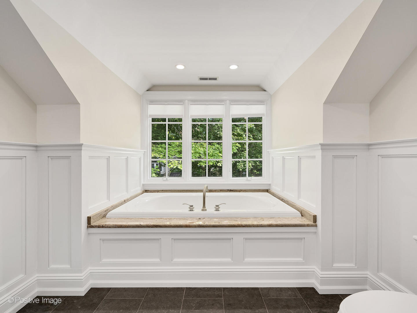 1360 Turvey Road Downers Grove, IL 60515 - Photo 28 of 57