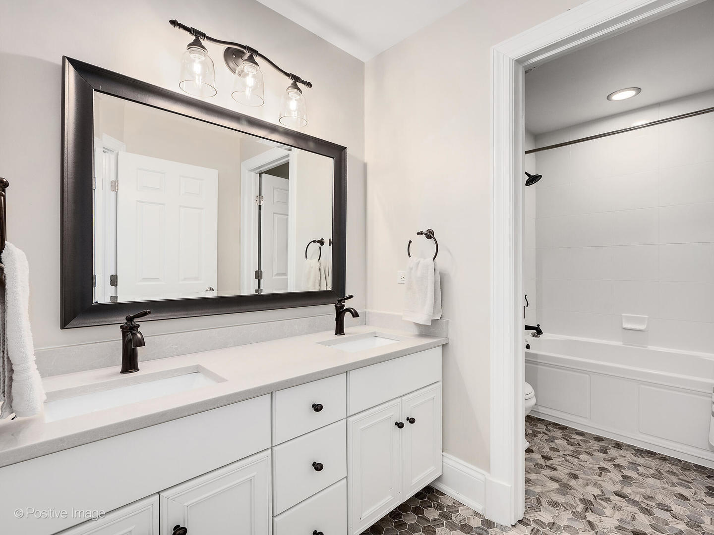 1360 Turvey Road Downers Grove, IL 60515 - Photo 35 of 57