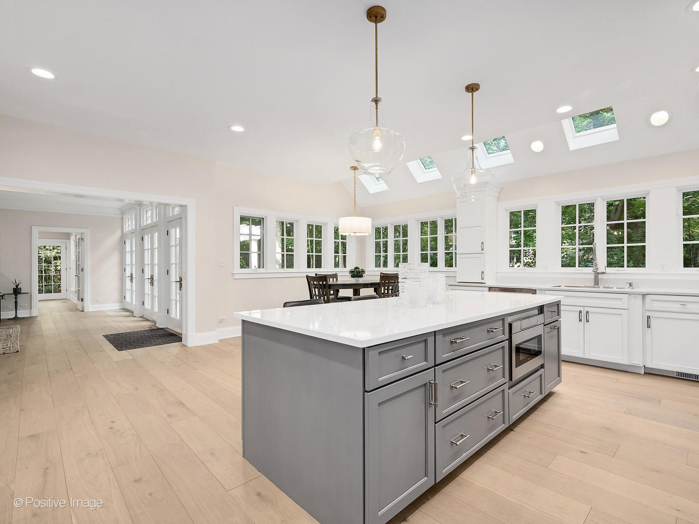 1360 Turvey Road Downers Grove, IL 60515 - Photo 7 of 57