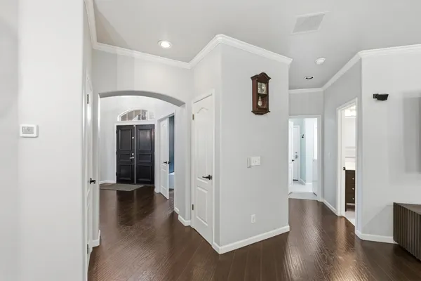 $997,900 | 10340 North Sinclair Circle, Fresno, CA 93730