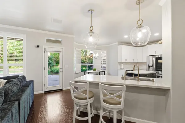 $997,900 | 10340 North Sinclair Circle, Fresno, CA 93730