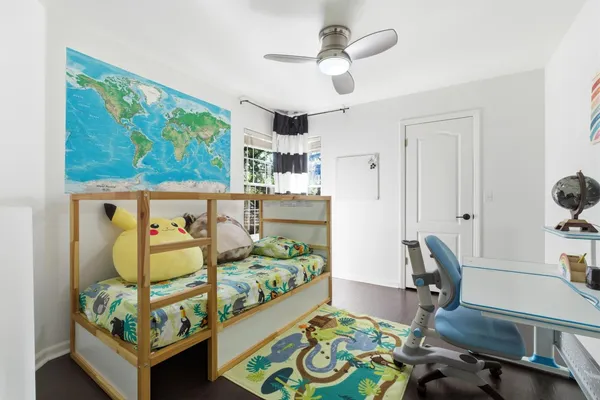 $997,900 | 10340 North Sinclair Circle, Fresno, CA 93730