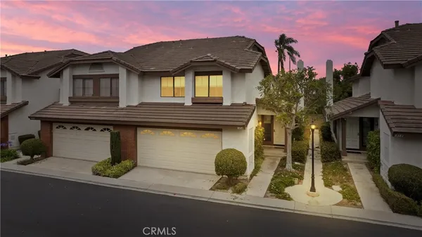 $1,099,000 | 8571 Shadow Lane, Fountain Valley, CA 92708