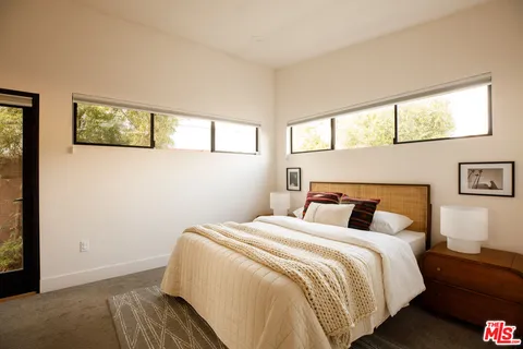 $1,799,000 | 2813 5th Avenue, Los Angeles, CA 90018