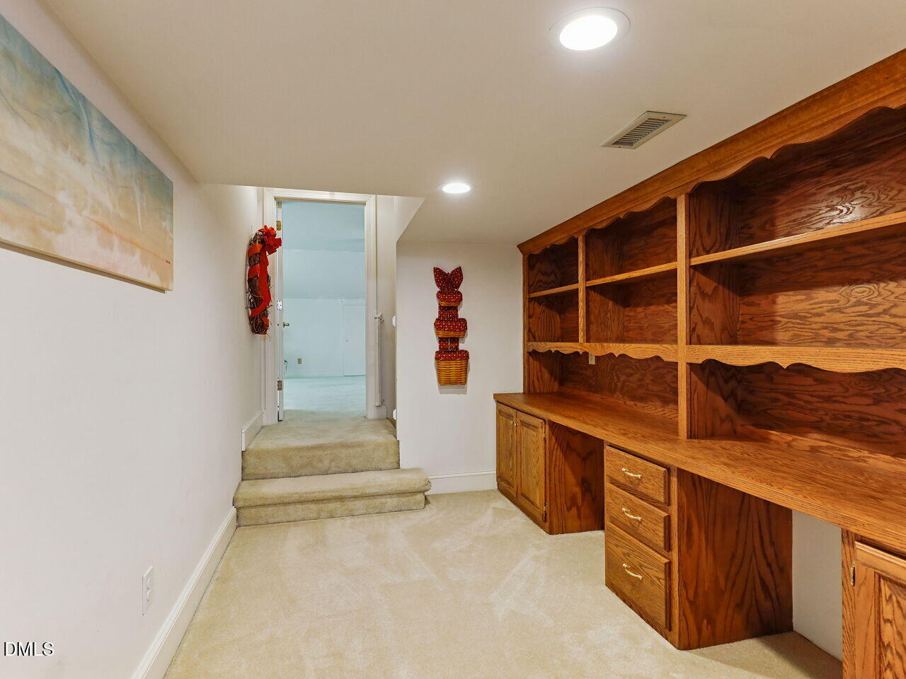 1607 Cash Road Creedmoor, NC 27522 - Photo 27 of 50 035-1280x960-work-space
