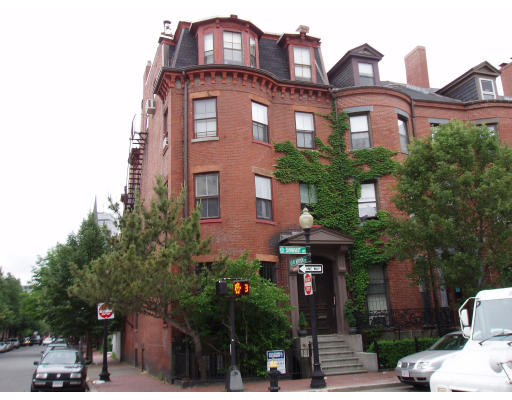 a front view of a building