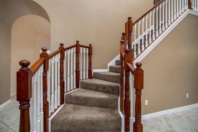 a view of entryway and hall