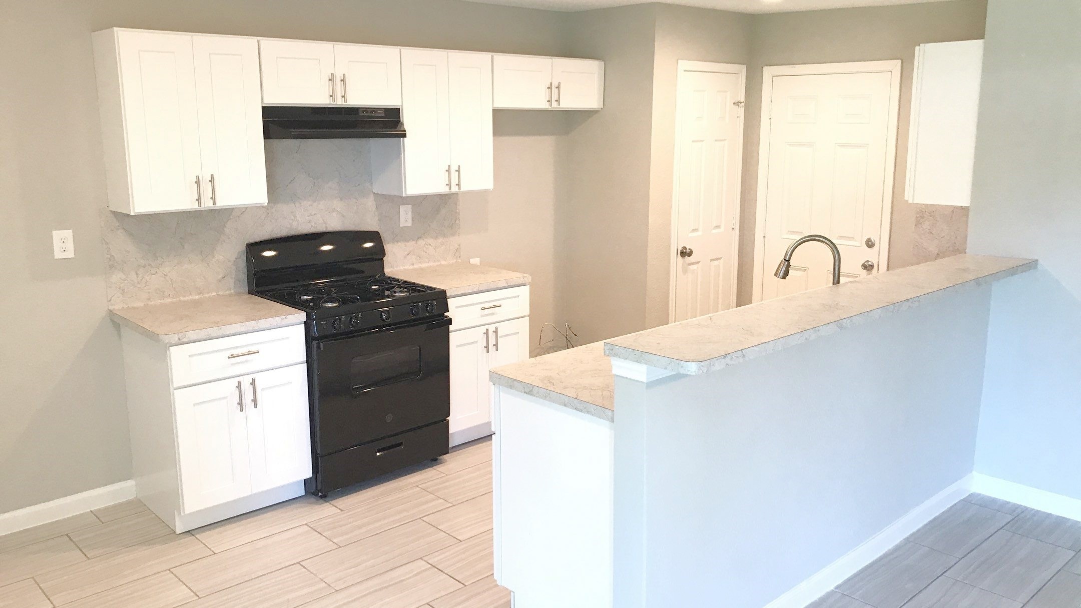 205 Grantham Road Baytown, TX 77521 - Photo 3 of 24