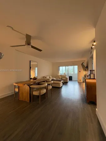 $1,750 | 4200 Hillcrest Drive, Unit 208, Hollywood, FL 33021