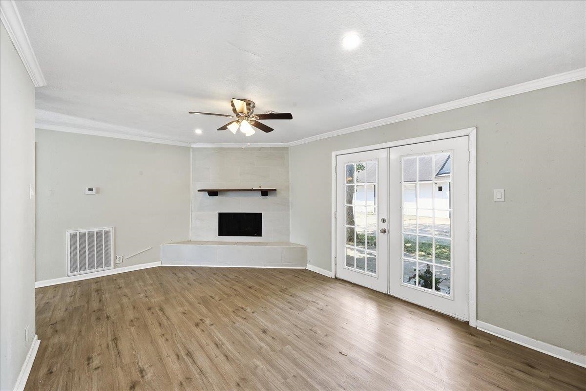 8722 Holmes Road Nederland, TX 77627 - Photo 8 of 38 Gallery Image 8